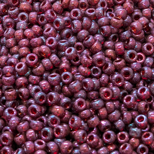 11/0 MIYUKI Rocalla 0313 - Cranberry Gold Luster - 1gr.  - Miyukilandia