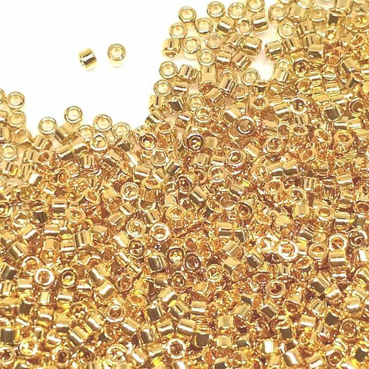 11/0 MIYUKI delica DB0031 - 24 Kt. Gold Plated - 1 gr.  - Miyukilandia