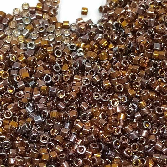 11/0 MIYUKI delica DB0506 - 24 kt. Red Gold Iris - 1gr.  - Miyukilandia