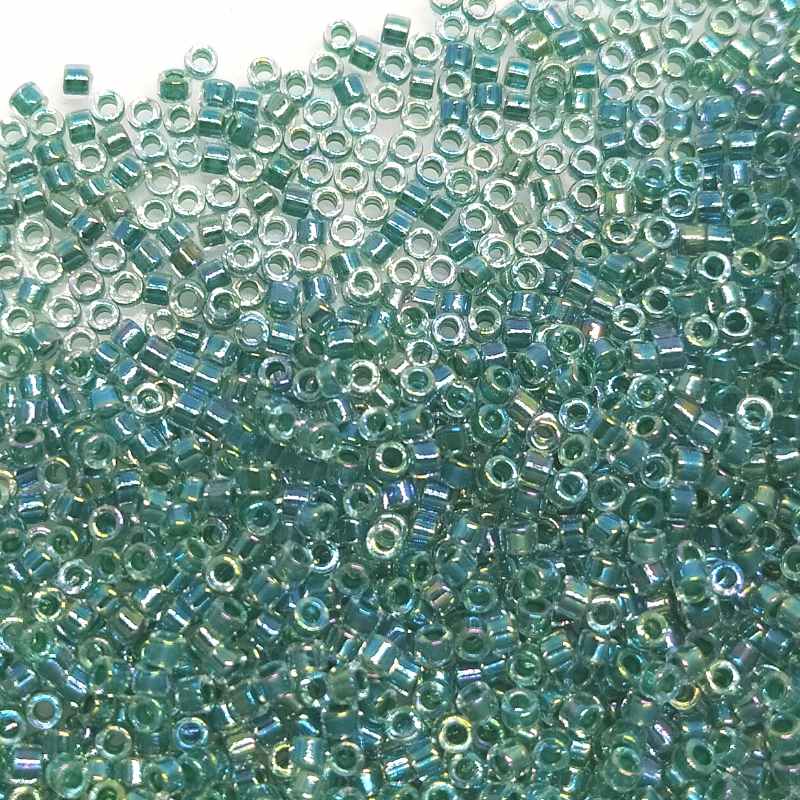 11/0 MIYUKI delica DB0060 - Crystal Erinite AB Lined - 1gr.  - Miyukilandia