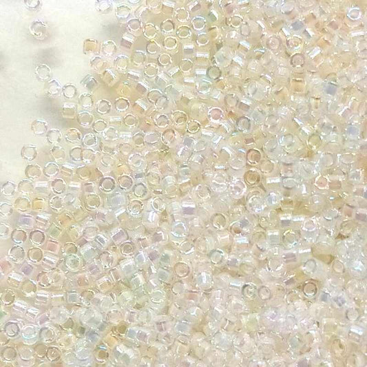 11/0 MIYUKI delica DB0052 - Crystal Peach AB Lined - 1gr.  - Miyukilandia