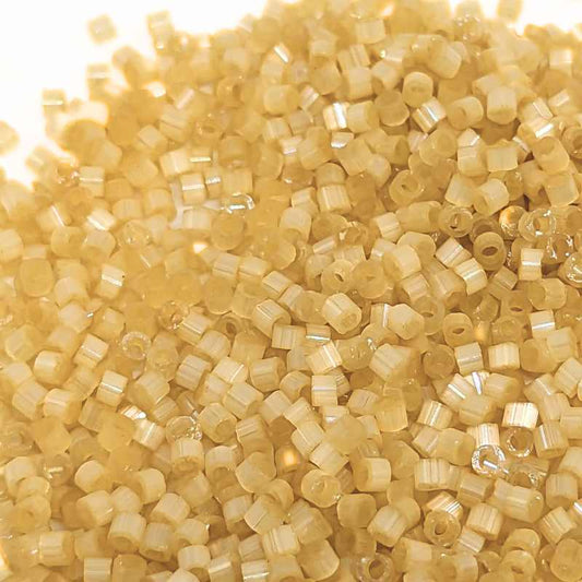 11/0 MIYUKI delica DB1801 - Dyed Lt Apricot Silk Satin - 1gr  - Miyukilandia