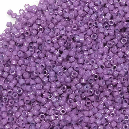 11/0 MIYUKI delica DB0660 - Dyed Opaque Lavender - 1gr.  - Miyukilandia