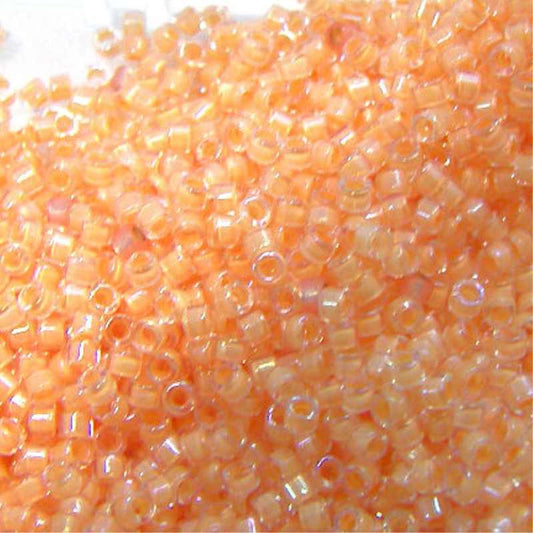 11/0 MIYUKI delica DB0067 - Lined Flesh AB - 1gr.  - Miyukilandia