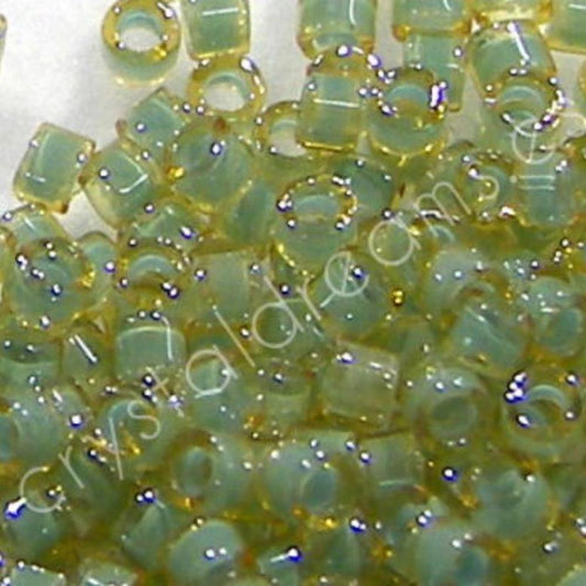 11/0 MIYUKI delica DB2052 - Luminous Paragus Green - 1gr.  - Miyukilandia