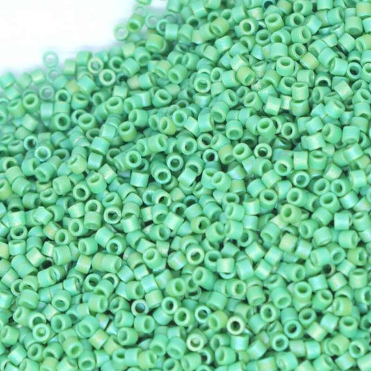 11/0 MIYUKI delica DB0877 - Matte Op. Middle-Green AB - 1gr.  - Miyukilandia