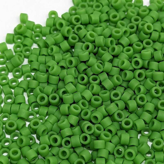 11/0 MIYUKI delica DB0754- Matte Opaque Pea Green - 1 gr.  - Miyukilandia