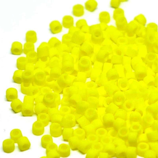 11/0 MIYUKI delica DB0751 - Matte Opaque Yellow - 1gr.  - Miyukilandia
