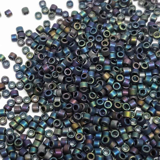 11/0 MIYUKI delica DB0871 - Matte Rainbow Black - 1gr.  - Miyukilandia