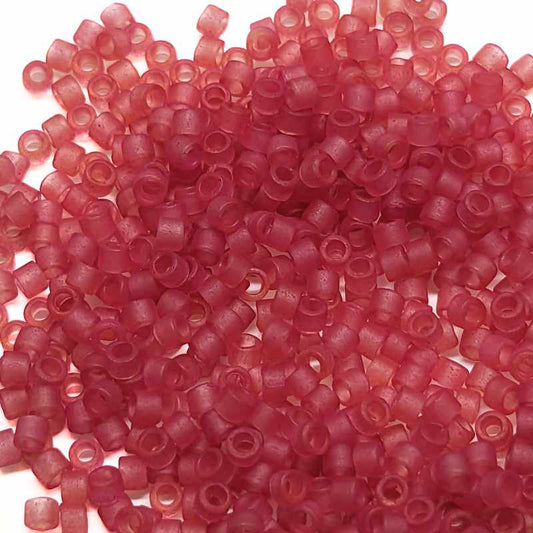11/0 MIYUKI delica DB0778 - Matte Transparent Fuchsia - 1gr.  - Miyukilandia