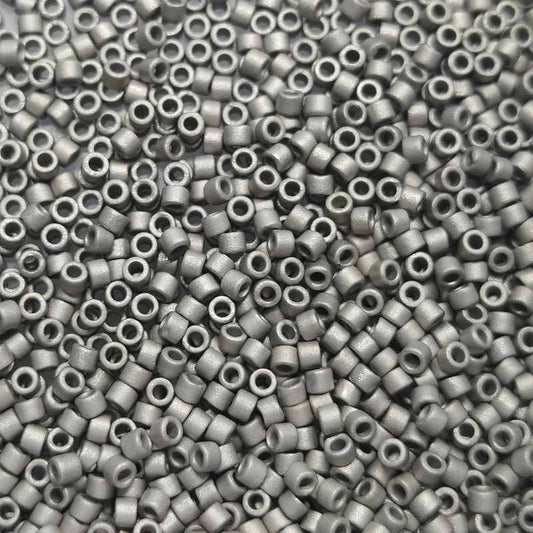 11/0 MIYUKI delica DB0321 - Metallic Mate Argent - 1gr.  - Miyukilandia