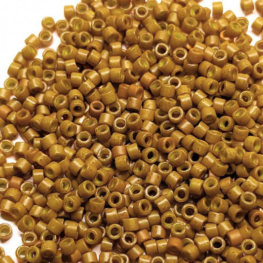 11/0 MIYUKI delica DB0653 - Opaque Dyed Pumpkin 1gr.  - Miyukilandia