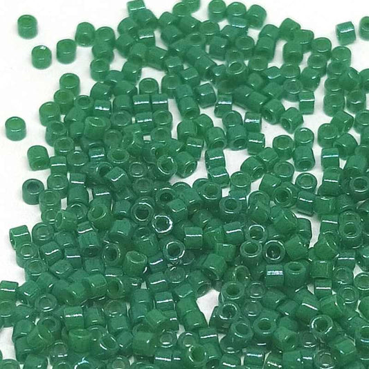 11/0 MIYUKI delica DB0656 - Opaque Jade - 1gr.  - Miyukilandia