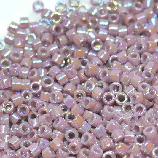 11/0 MIYUKI delica DB0158 - Opaque Lilac AB - 1gr.  - Miyukilandia