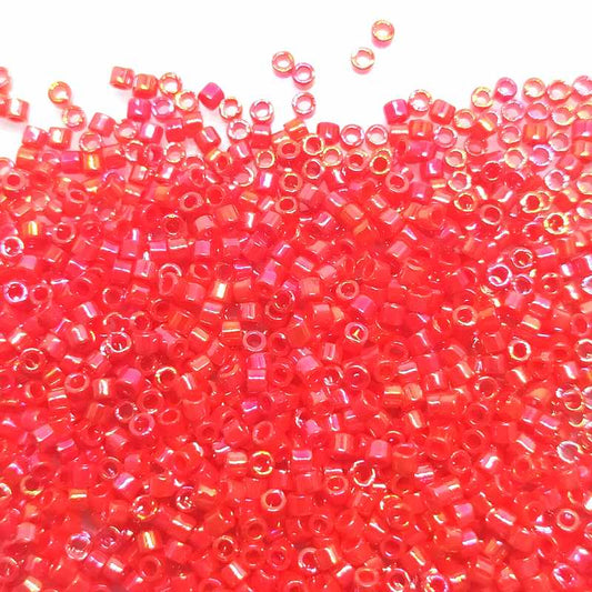 11/0 MIYUKI delica DB0159 - Opaque Lt. Siam AB - 1gr.  - Miyukilandia