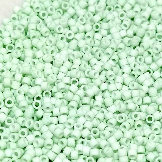 11/0 MIYUKI delica DB1516 - Opaque Matte Light Mint - 1gr.  - Miyukilandia