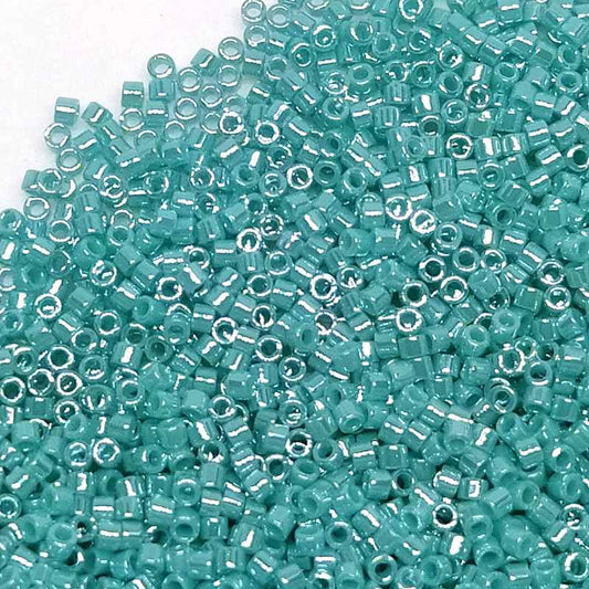 11/0 MIYUKI delica DB1567 - Opaque Sea Opal Luster 1gr.  - Miyukilandia