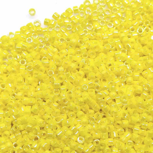 11/0 MIYUKI delica DB0160 - Opaque Yellow AB - 1gr.  - Miyukilandia