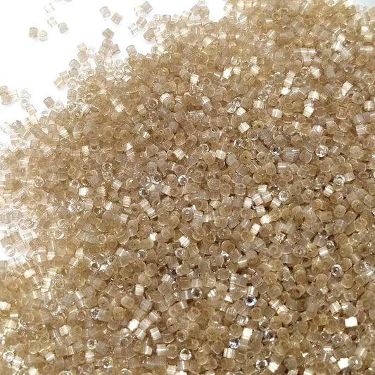 11/0 MIYUKI delica DB1802 - Satin Sand Dune - 1gr.  - Miyukilandia