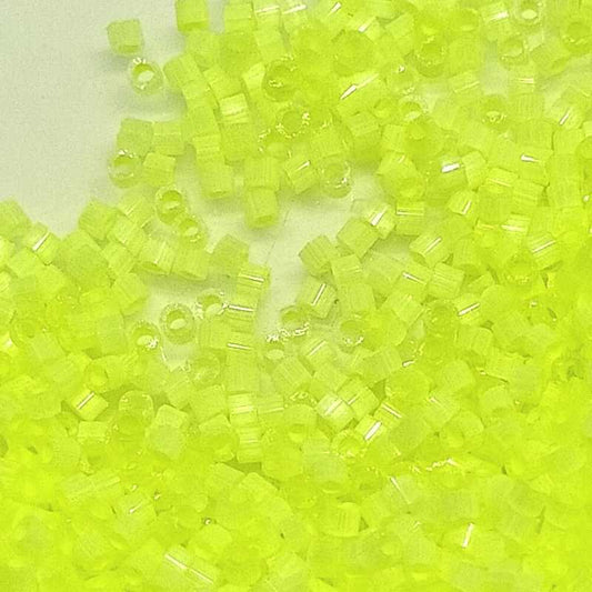 11/0 MIYUKI delica DB1857 - Silk Inside Yellow Neon 1 gr.  - Miyukilandia