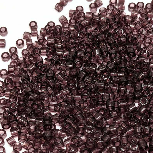 11/0 MIYUKI delica DB1104 - Transparent Amethyst - 1 gr.  - Miyukilandia