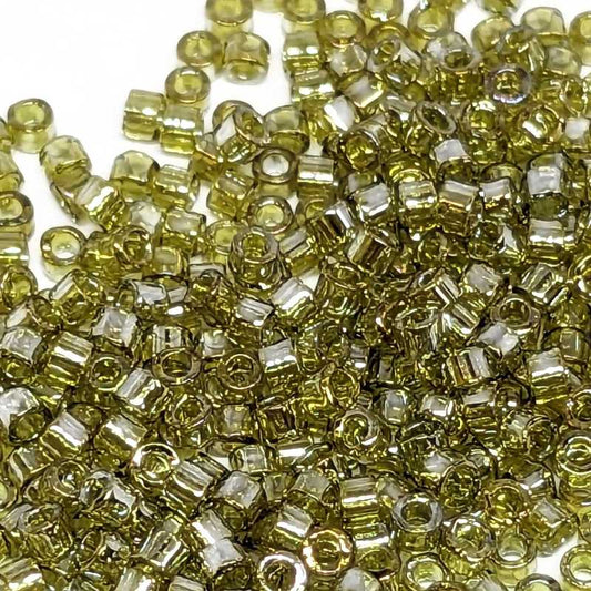 11/0 MIYUKI delica DB0124 - Transparent Golden Olive Luster 1gr.  - Miyukilandia