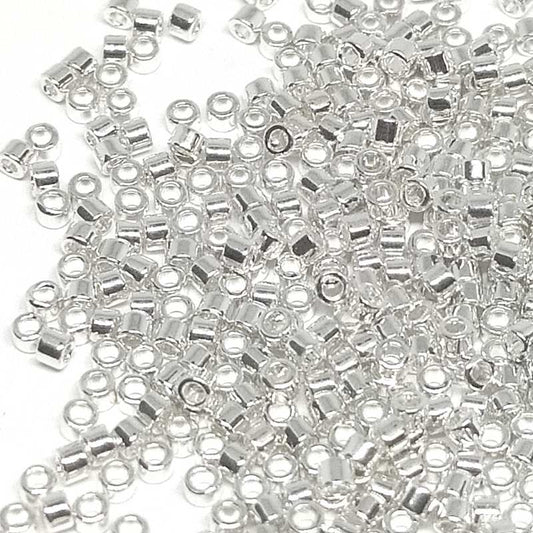 11/0 MIYUKI delica DB0551 Bright Sterling Silver Plated  1 gr.  - Miyukilandia