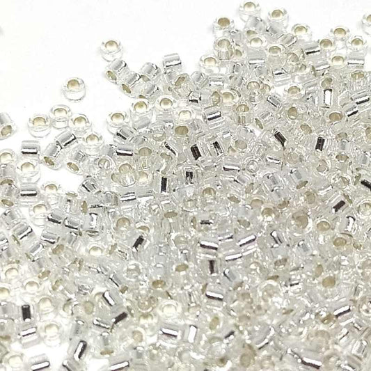 11/0 MIYUKI delica DB0041 Crystal Silver Lined - 1gr.  - Miyukilandia