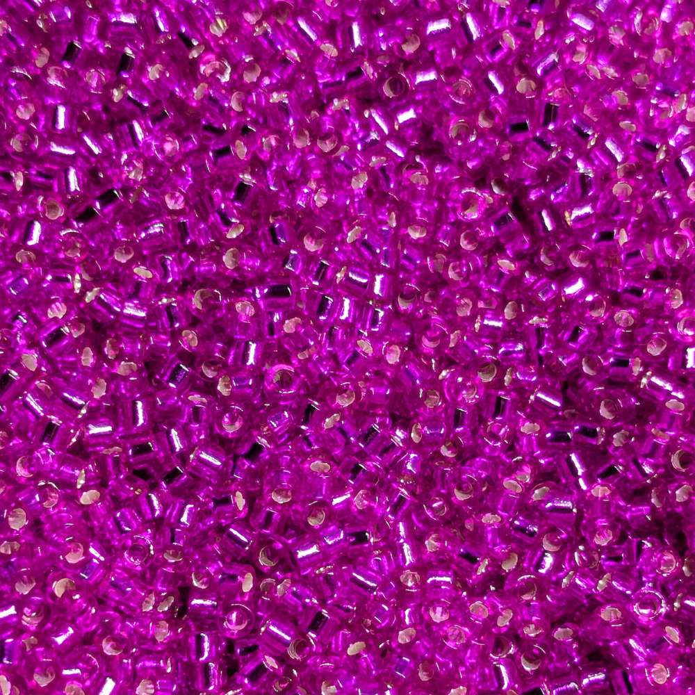 11/0 MIYUKI delica DB1340 Silverlined Dyed Fuchsia - 1gr.  - Miyukilandia