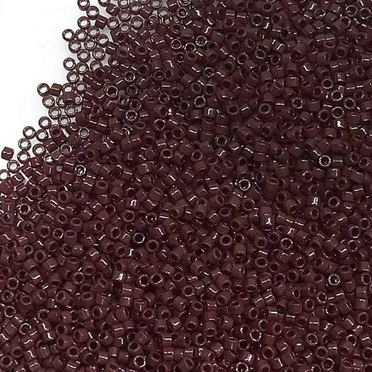 11/0 MIYUKI delica DB0734 - Opaque chocolate Brown - 1 gr.  - Miyukilandia