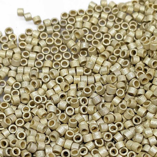 11/0 MIYUKI delica DB1831F Duracoat Galv. Matte Silver - 1gr.  - Miyukilandia