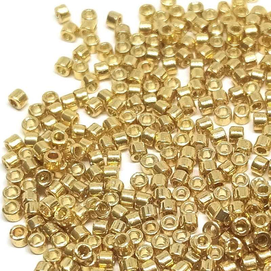 11/0 MIYUKI Delica DB1832 Duracoat Galvanized Gold 1gr.  - Miyukilandia