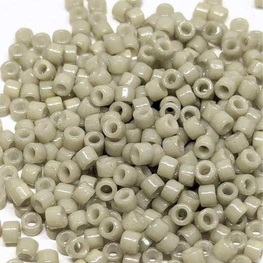 11/0 MIYUKI delica DB2363 Duracoat Opaque Antique White - 1gr. -  - Miyukilandia