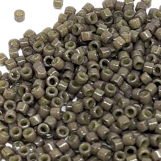 11/0 MIYUKI delica DB2365 Duracoat Opaque Ash Grey - 1gr. -  - Miyukilandia