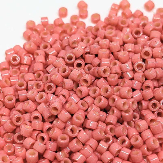 11/0 MIYUKI delica DB2114 Duracoat Opaque Lt. Watermelon 1gr.  - Miyukilandia