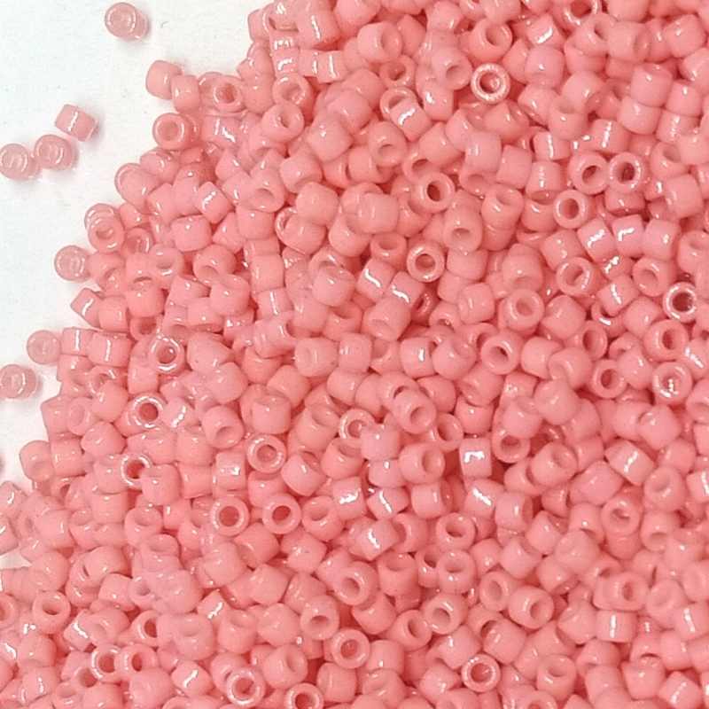 11/0 MIYUKI delica DB2113 Duracoat Opaque Lychee - 1gr.  - Miyukilandia