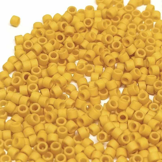 11/0 MIYUKI delica DB2285 Frosted Opaque Glaze Beige - 1gr.  - Miyukilandia