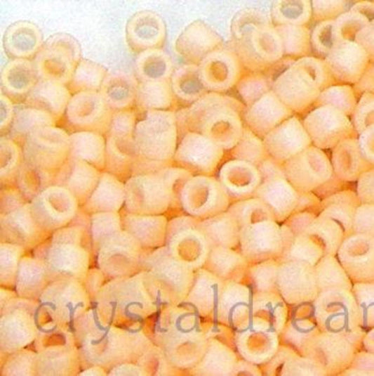 11/0 MIYUKI delica DB1522 Matte Opaque Light Peach AB - 1gr.  - Miyukilandia