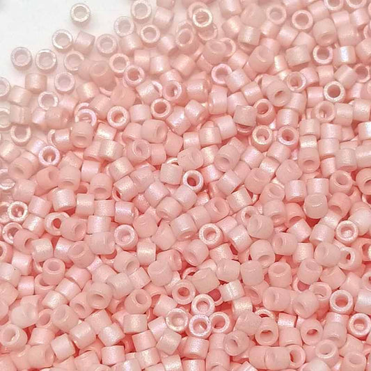 11/0 MIYUKI delica DB1523 Matte Opaque Lt Salmon AB 1gr.  - Miyukilandia