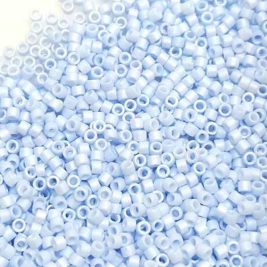 11/0 MIYUKI delica DB1527 Matte Opaque Lt Sky Blue AB - 1gr  - Miyukilandia