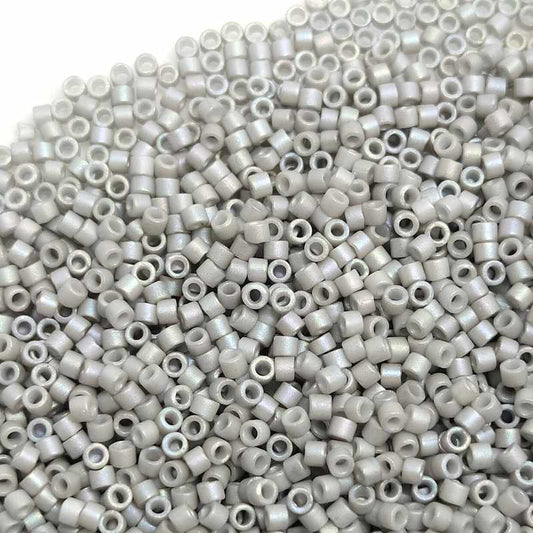 11/0 MIYUKI delica DB1528 Matte Opaque Lt Smoke AB - 1gr  - Miyukilandia