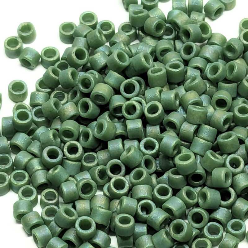 11/0 MIYUKI delica DB2311 Opaque Glazez Frosted Green 1gr.  - Miyukilandia