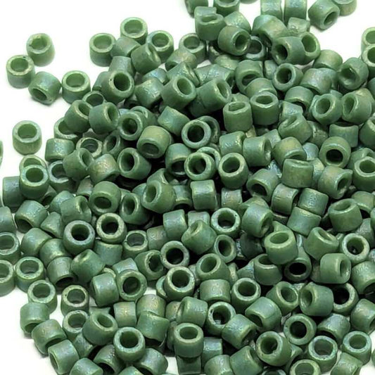 11/0 MIYUKI delica DB2311 Opaque Glazez Frosted Green 1gr.  - Miyukilandia