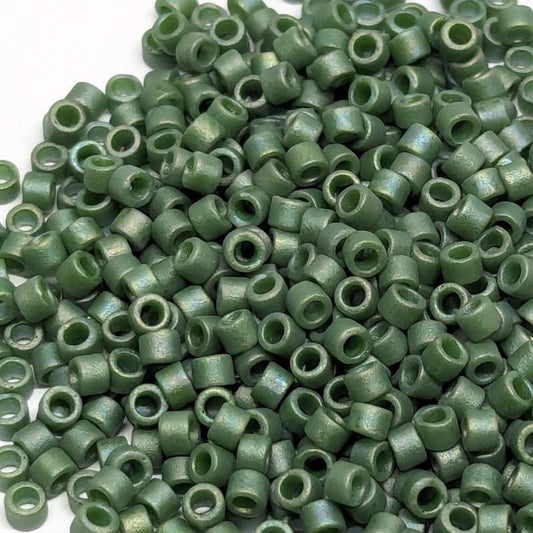 11/0 MIYUKI delica DB2312 Opaque Glazez Frosted Shamrock 1gr.  - Miyukilandia