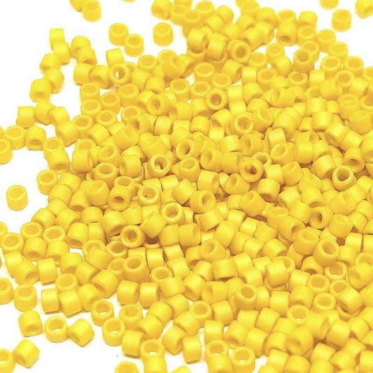 11/0 MIYUKI delica DB2284 Opaque Matte Glazed Pineapple 1gr.  - Miyukilandia