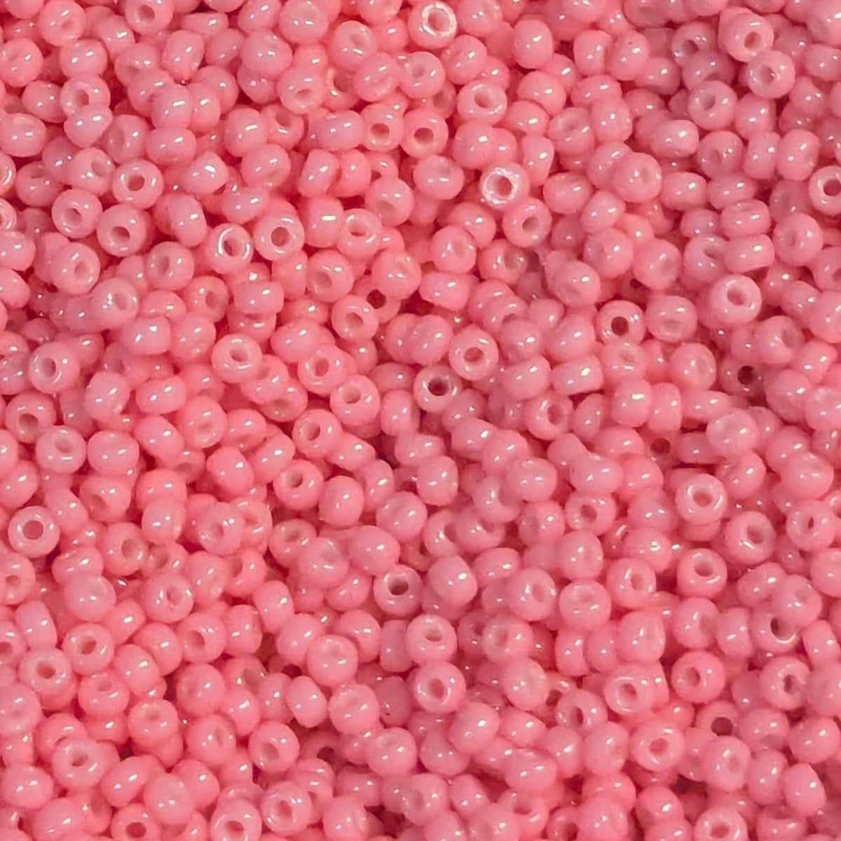 5 gr. 11/0 MIYUKI - rocalla - Duracoat Opaque Dyed Party Pink - 4467
