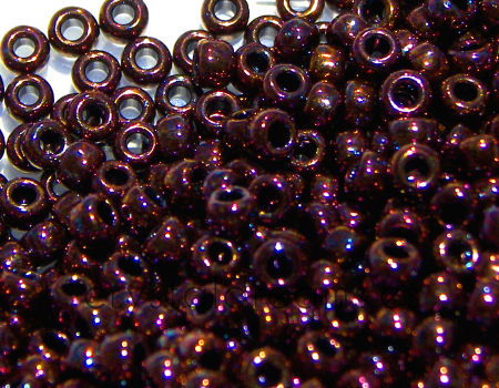 8/0 MIYUKI - rocalla - Metallic Dark Raspberry - 1gr.  - Miyukilandia