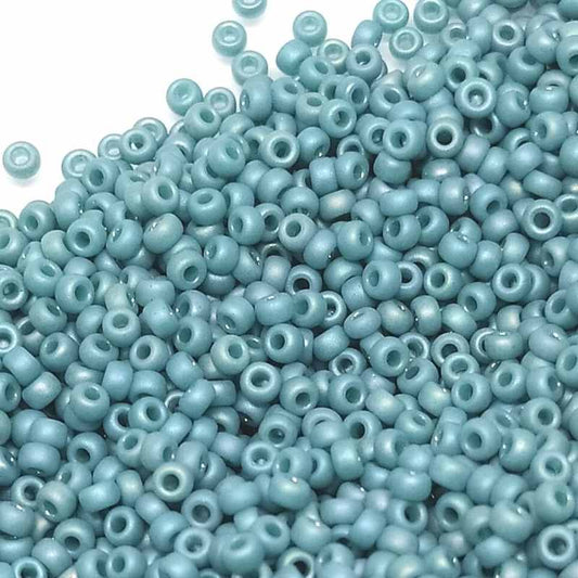 8/0 MIYUKI - rocalla - Opaq. Glaz. Frost Rainbow Peacock - 1gr.  - Miyukilandia