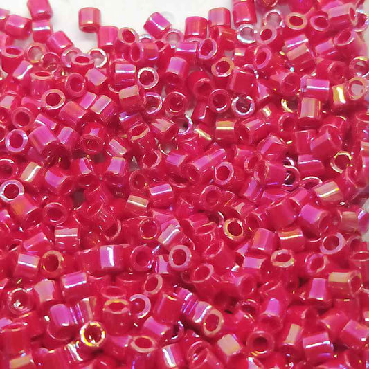 8/0 MIYUKI delica  - Opaque Red AB - 1gr.  - Miyukilandia