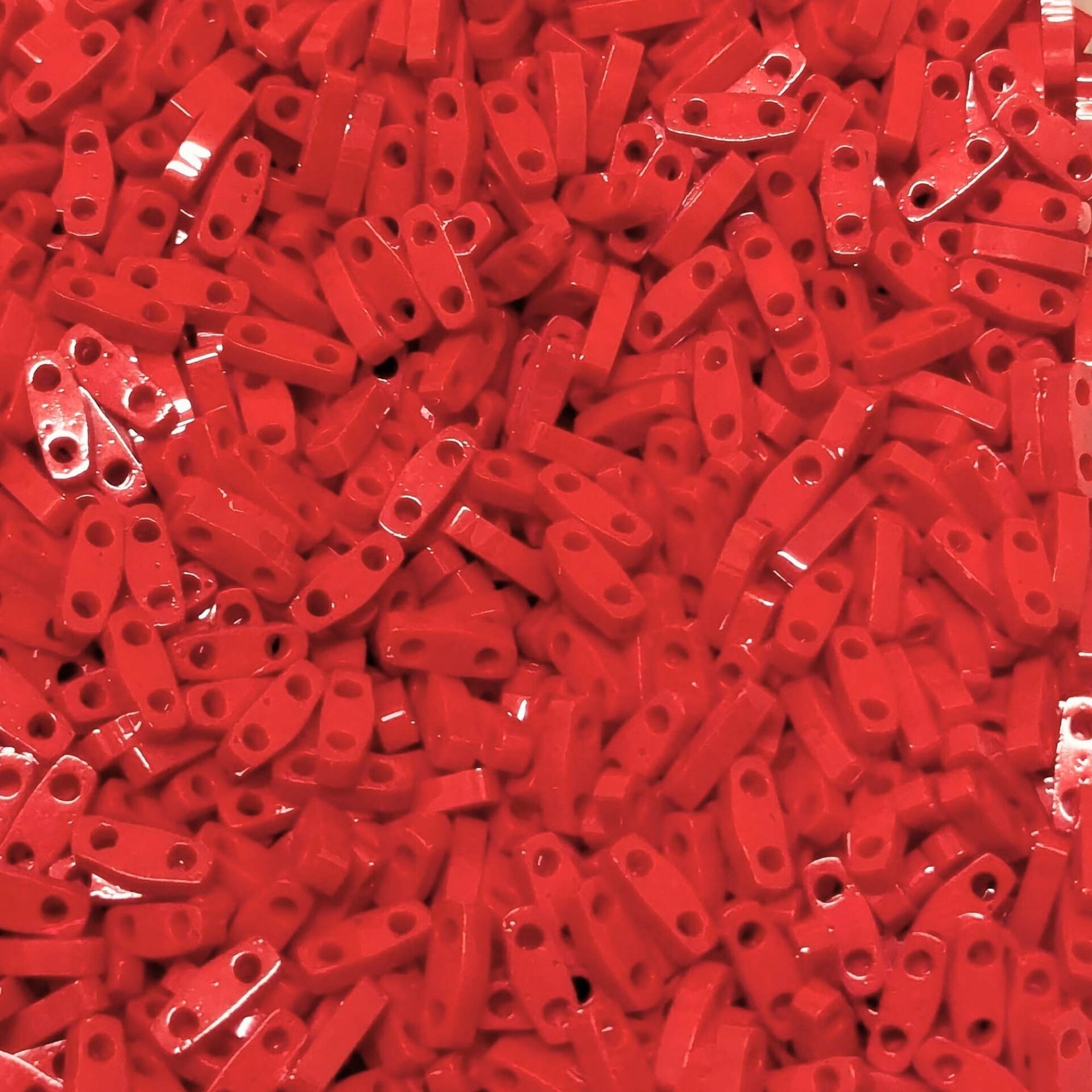 abalorios miyuki opaque red 408